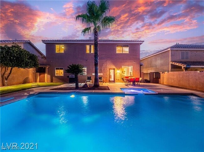 Building Photo - 268 Copper Glow Ct
