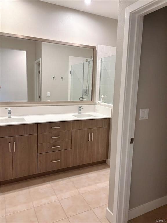 Building Photo - 2829 Lily Ln