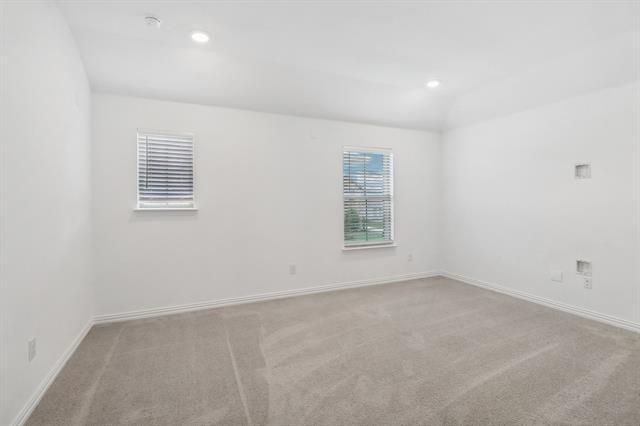 Building Photo - 1200 Milfoil Dr