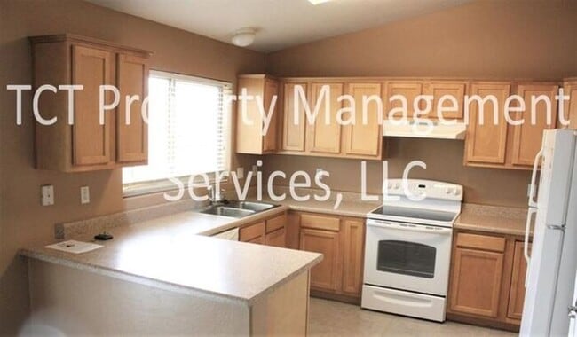 Building Photo - Great 4 Bedroom Home In Coolidge!
