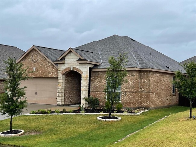 Building Photo - 2300 Sable Wood Dr