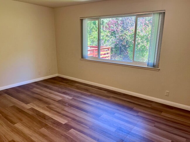 Building Photo - 2717 Trousdale Dr
