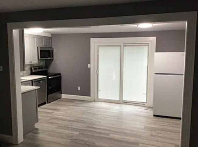 Building Photo - Remodeled 3-Bedroom Home Just Off Six Fork...