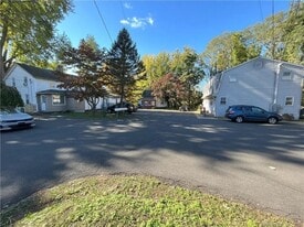 Building Photo - 331-339 Naubuc Ave