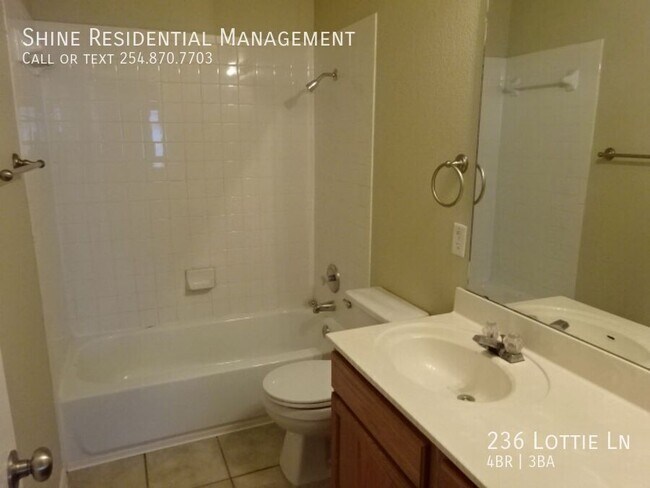 Building Photo - 236 Lottie Ln