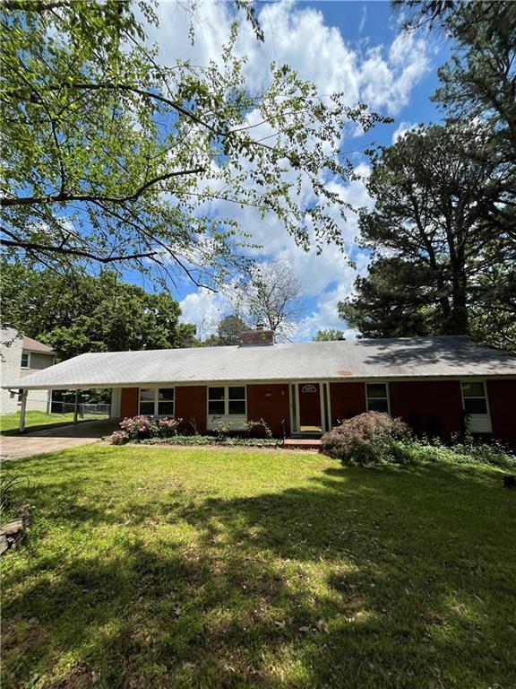 Primary Photo - 2260 N Briarwood Ln