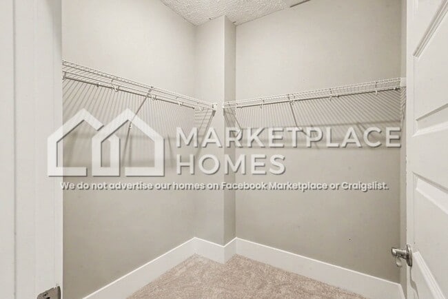 Building Photo - 173 Arbor Lp