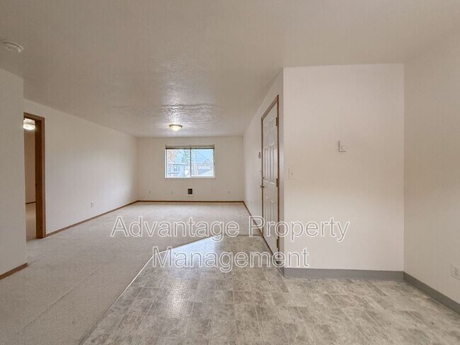 Building Photo - 240 S Monmouth Ave