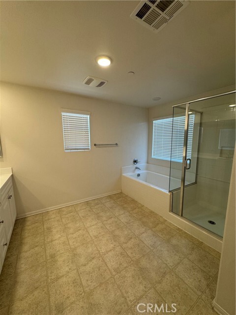 Building Photo - 11067 Longfield Ln