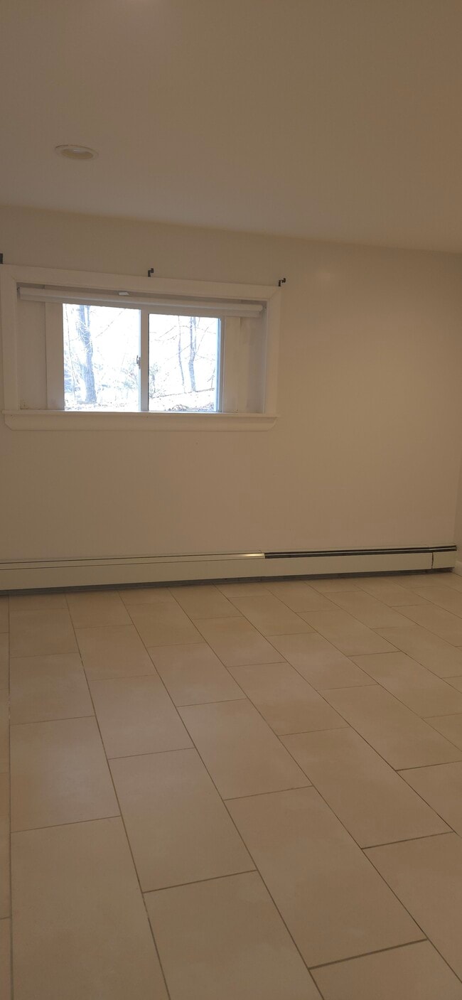 Building Photo - 27 Range Heights Terrace