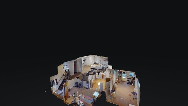 Building Photo - Walk to Restaurants and Shopping