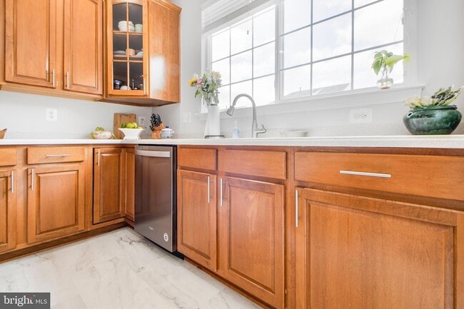 Building Photo - 115 Richard Dr SE