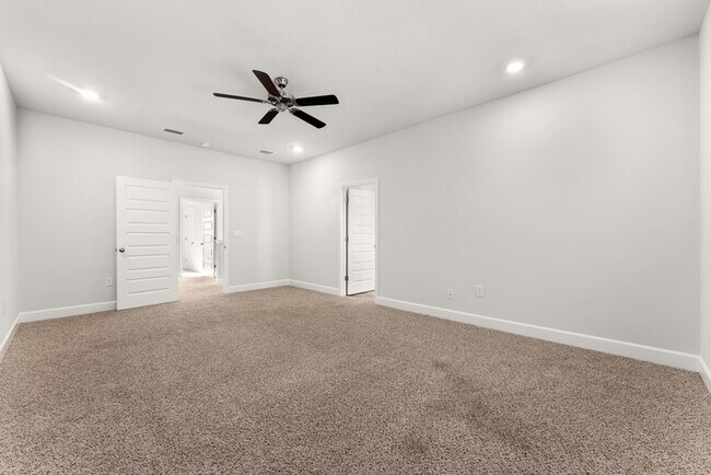 Building Photo - 3000 Rachel Pl