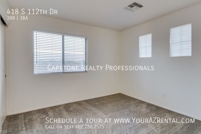 Building Photo - 418 S 112th Dr