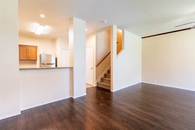Building Photo - 2228 Stonepark Pl