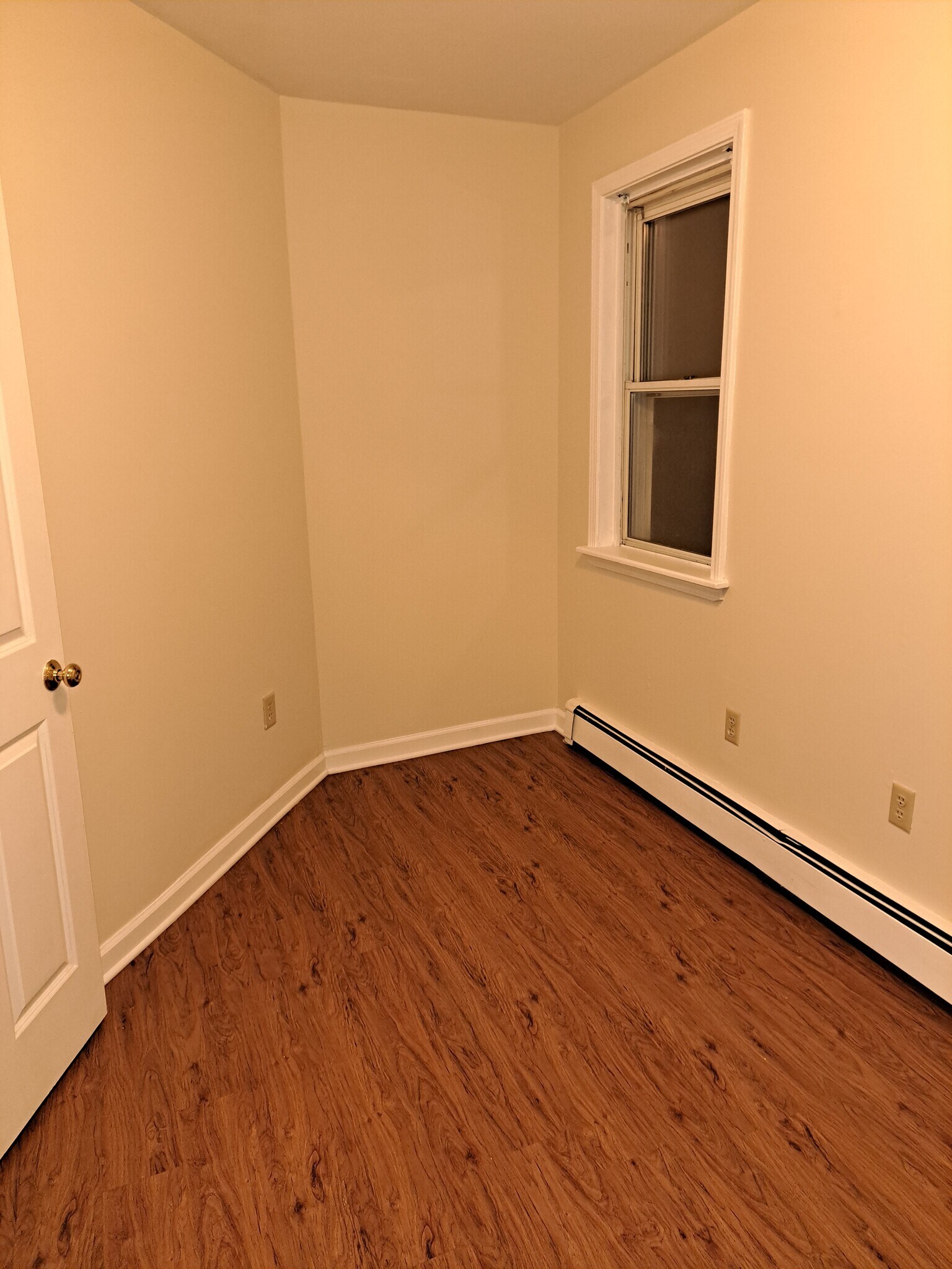 Building Photo - 3229 7th Ave