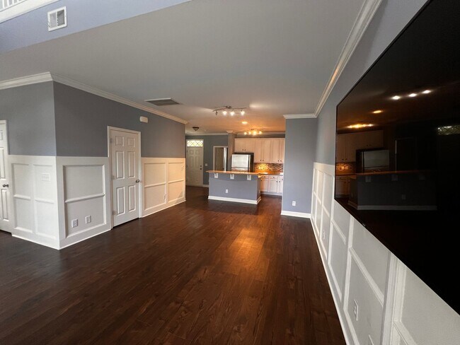 Building Photo - Now Available! Luxury three-bedroom townhome in St. James Square in Myrtle Beach.