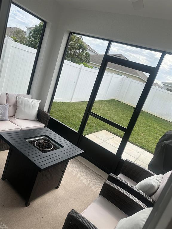 Building Photo - 1823 Bluepoint St