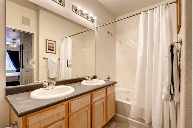 Building Photo - 15700 E Jamison Dr