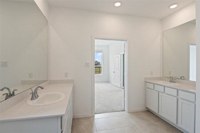 Building Photo - 5003 Park Willow Dr