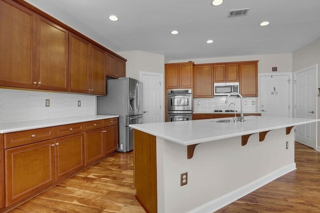 Building Photo - 3005 Coral Bell Ln