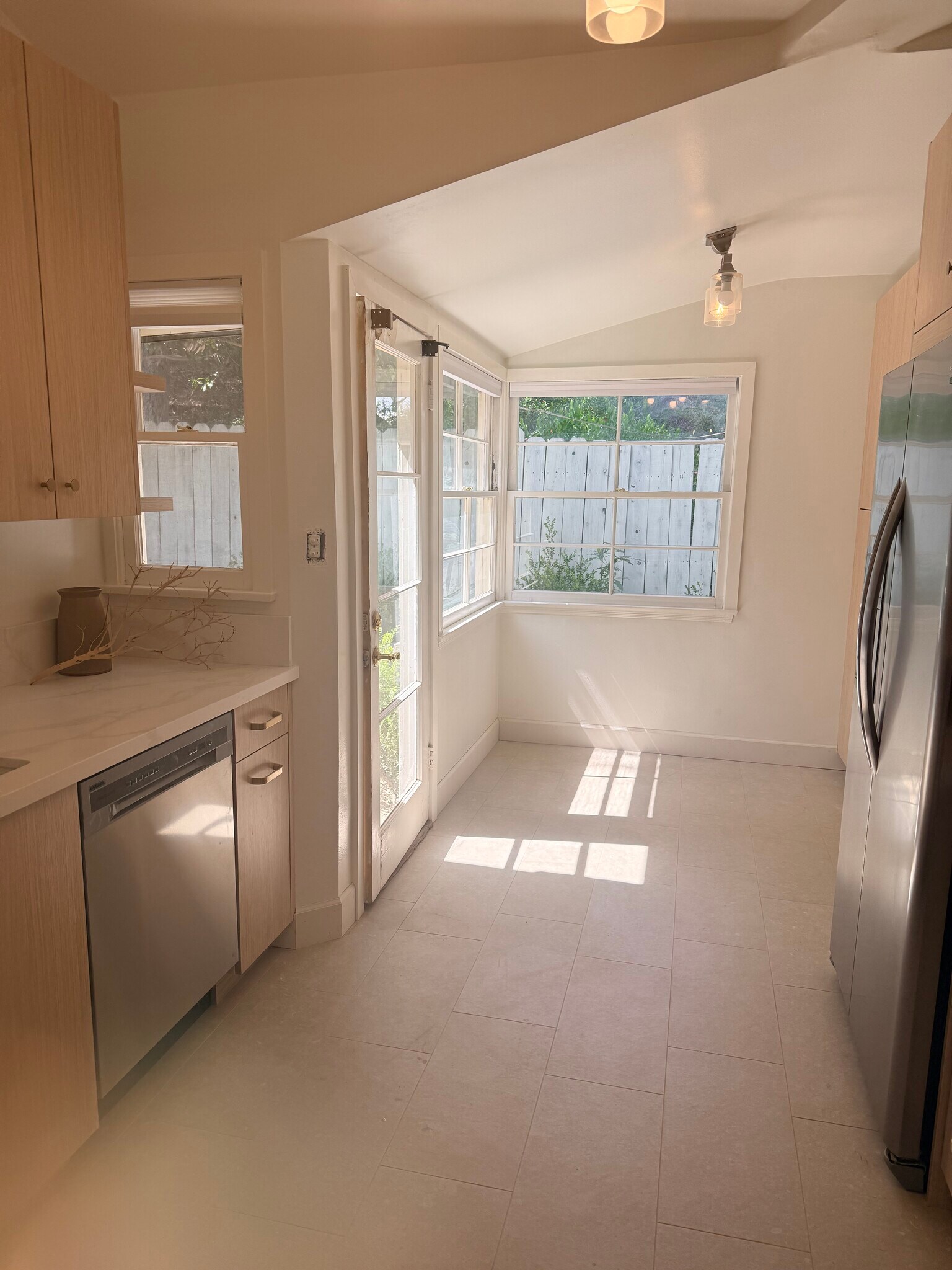 Building Photo - 11425 Cashmere St