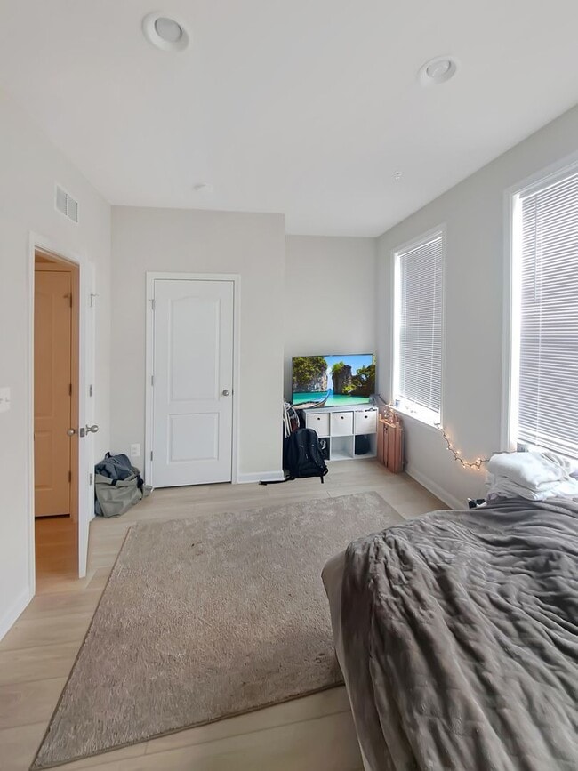 Building Photo - 8807 Merriweather Ln