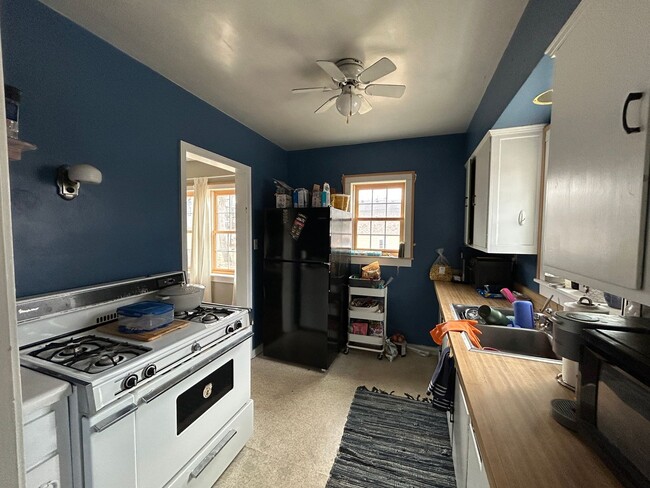 Building Photo - 3 Bed, 1 Bath House Close to Purdue, Mackey/Ross-Ade