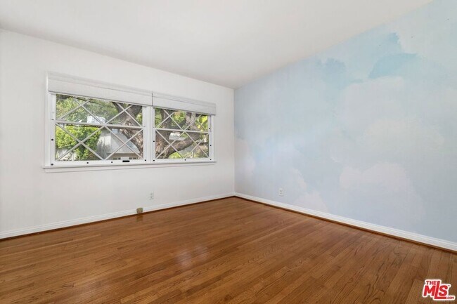 Building Photo - 3640 Meadville Dr