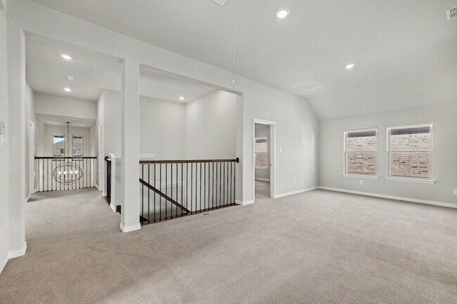Building Photo - 2317 Willow Garden Dr
