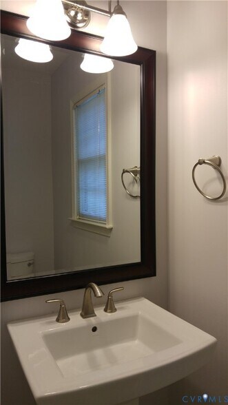 Building Photo - 9207 Abingdon Manor Ct
