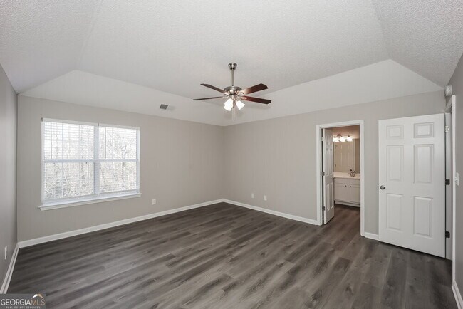 Building Photo - 426 Pecan Wood Cir