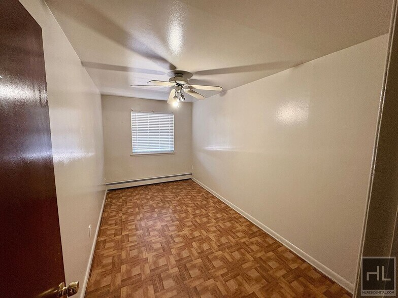 Building Photo - METCALF AVENUE, BRONX