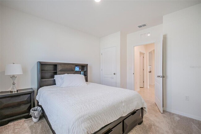 Building Photo - 1126 Chichester Ct