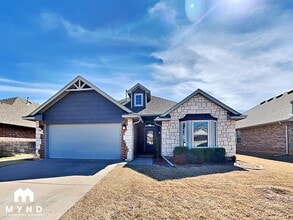 Building Photo - 2520 NW 194th St