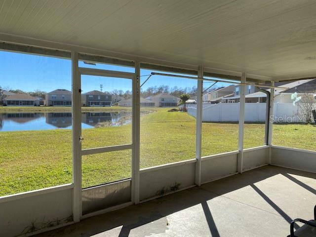 Building Photo - 10524 Laxton St