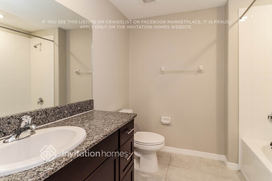 Building Photo - 2253 Jungle Dr