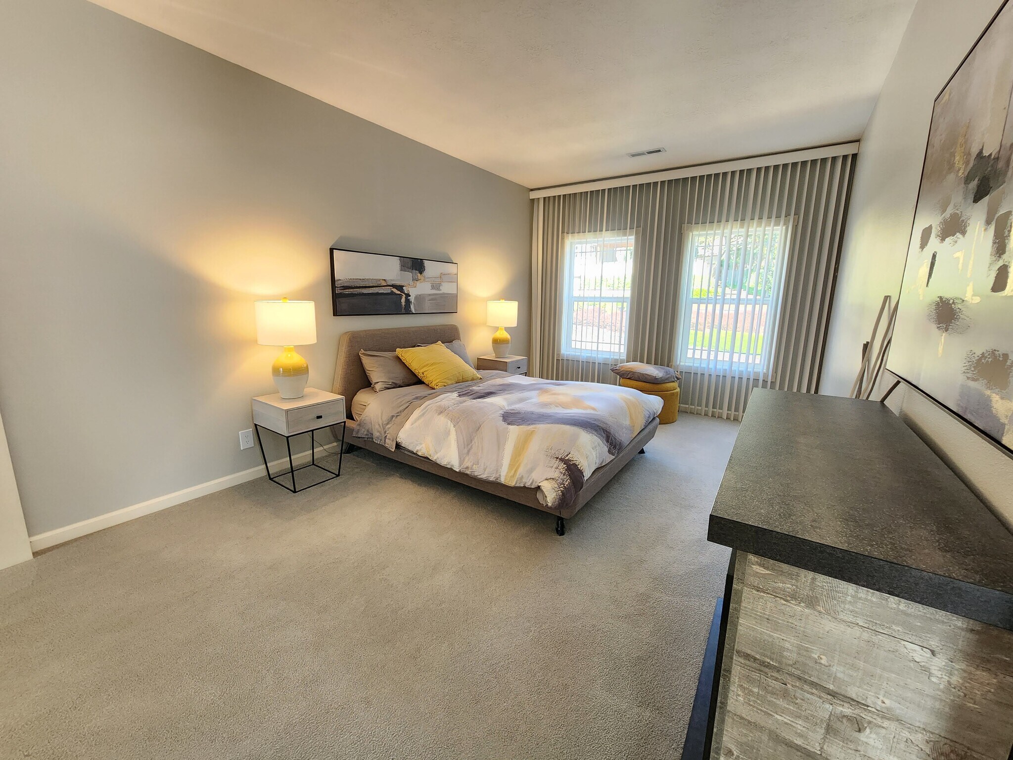 Building Photo - 13518 SW Hillshire Dr