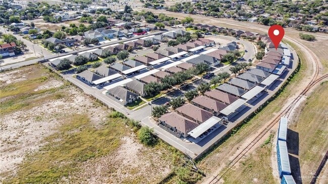 Building Photo - 12 Lotto Ln