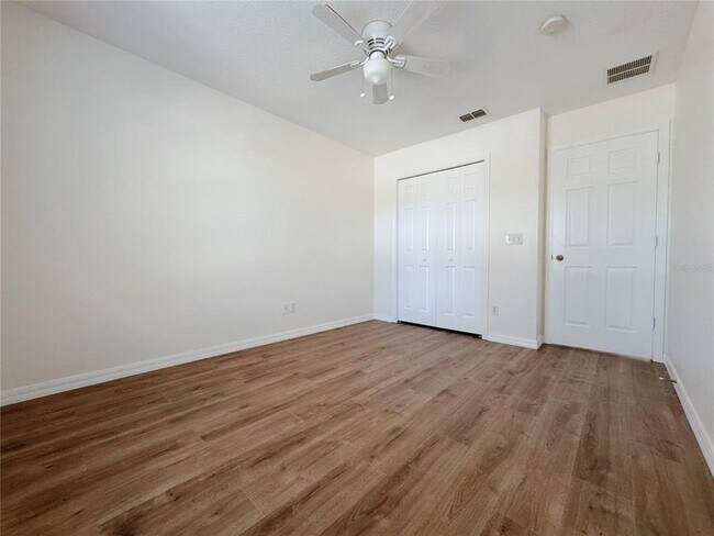 Building Photo - 760 Cresting Oak Cir