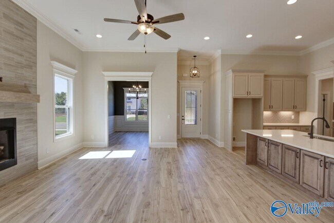 Building Photo - 12378 Narayan St