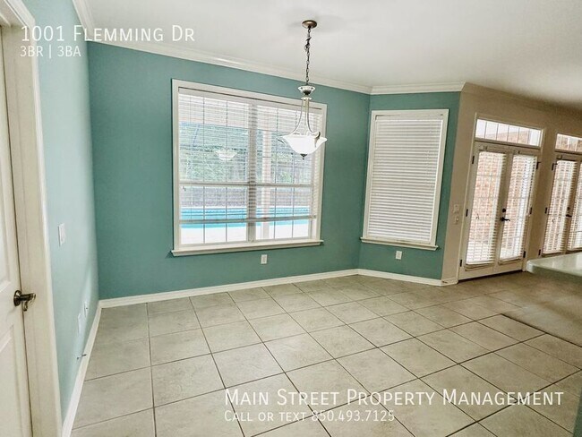 Building Photo - 1001 Fleming Dr