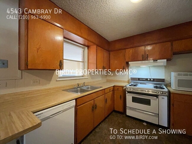 Building Photo - 4543 Cambray Dr