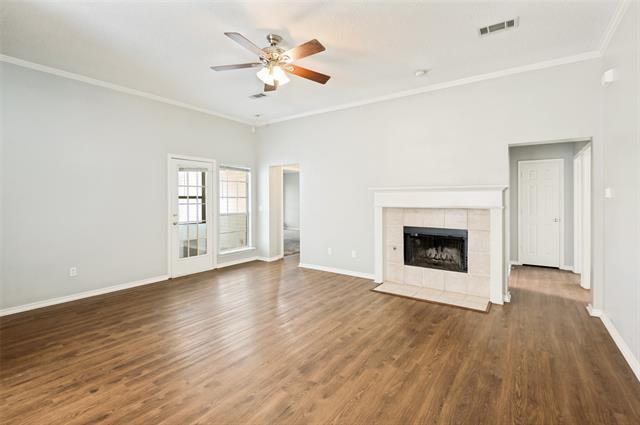 Building Photo - 8261 Durham Dr