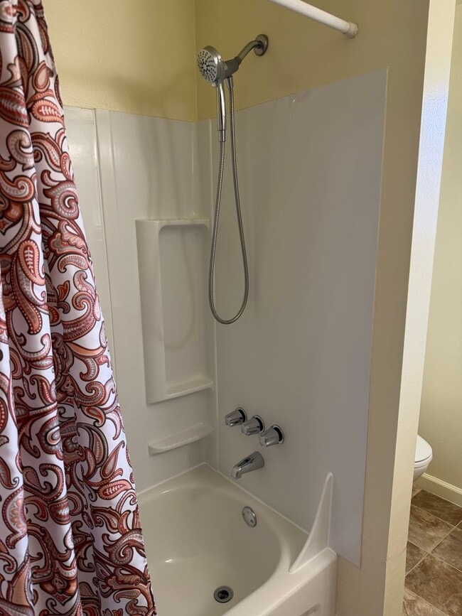 Building Photo - Nice single level 2 bedroom 1 bath house in Springfield!