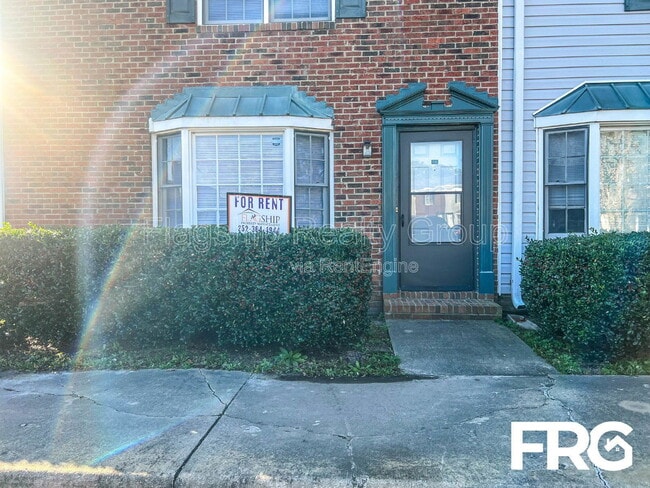 Building Photo - 100 Kristin Dr