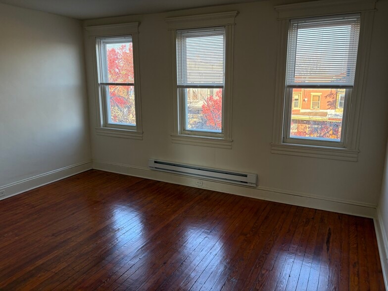 Building Photo - 2836 Guilford Ave