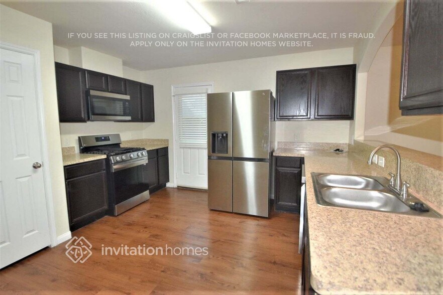 Building Photo - 18818 N Lyford Dr