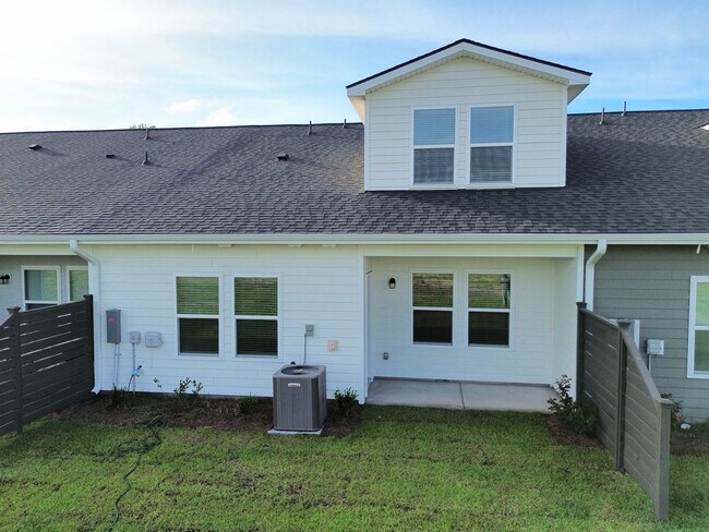 Building Photo - 738 Ebb Tide Rd
