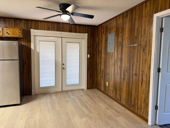 Building Photo - 5326 Olin Merritt St